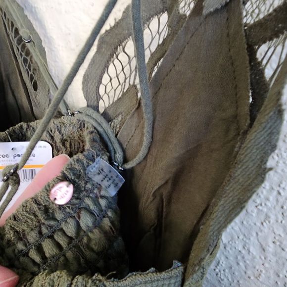 Free People Adela Cami Olive Green Tank Top Size M  Lace NWT  Party Cami - Picture 10 of 12